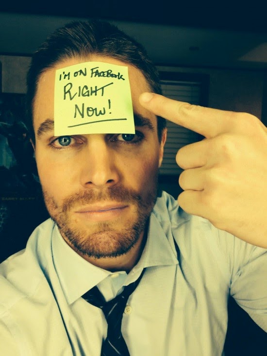 THINSPO PRO: Man Candy Sunday: Stephen Amell