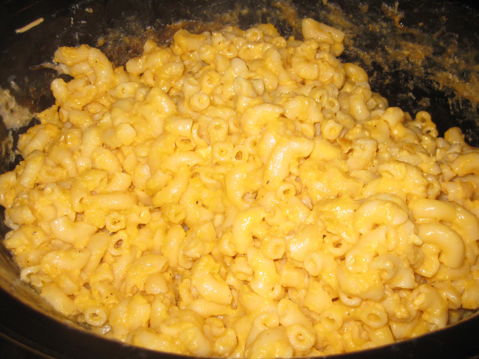 Purple Tailgating Mama Slow Cooker or Oven Mac N Cheese