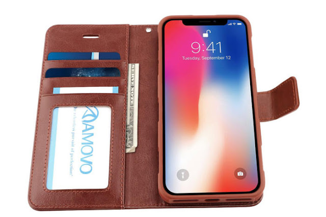 Melepas Case iPhone yang Sedang Dipakai Melepas Case iPhone yang Sedang Dipakai