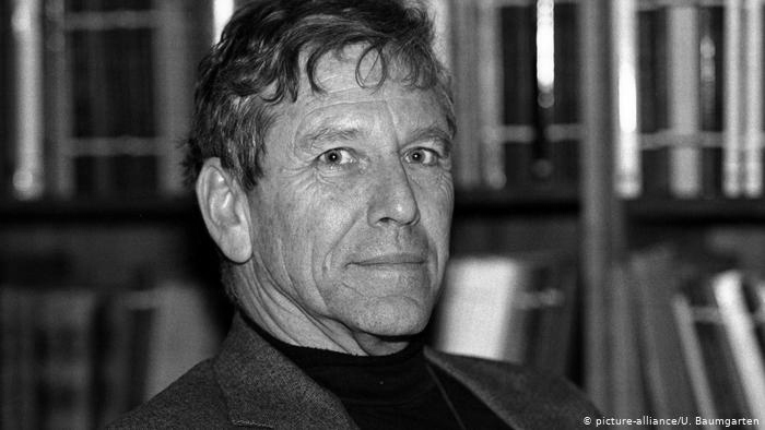 Biografía de Amos Oz Biografía de Amos Oz