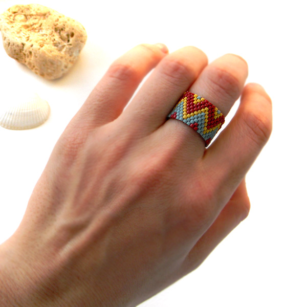 Beaded ring - beadwork jewelry - peyote ring - beadwoven ring