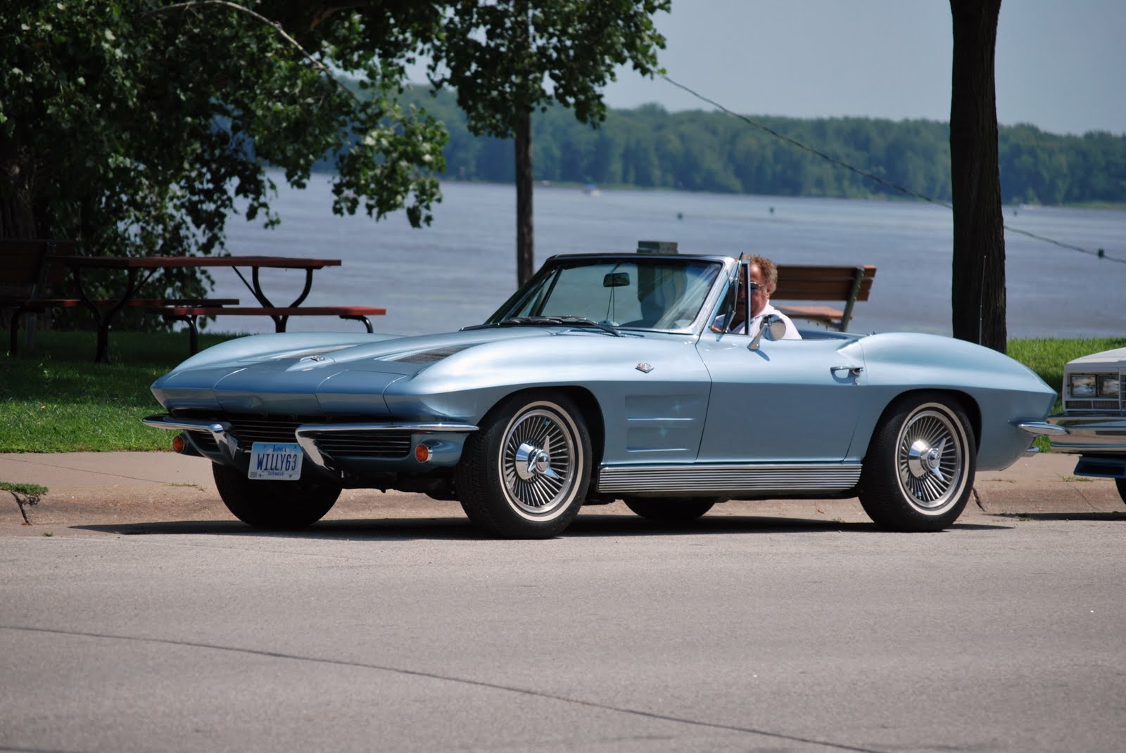 42N Observations Cruising the River in a 1963 Corvette