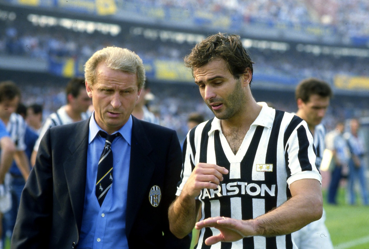 Juventus_1985-86%252C_Trapattoni_e_Cabrini.jpg