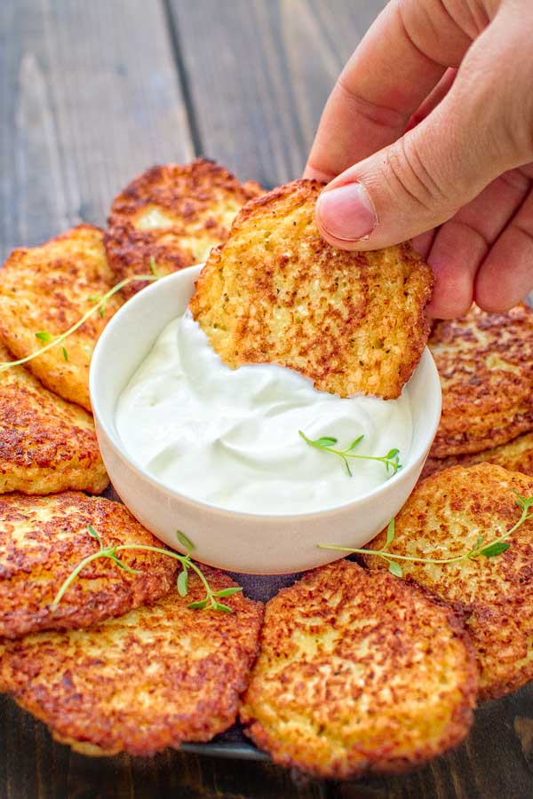 BASIC CAULIFLOWER FRITTERS FOOD DAILY