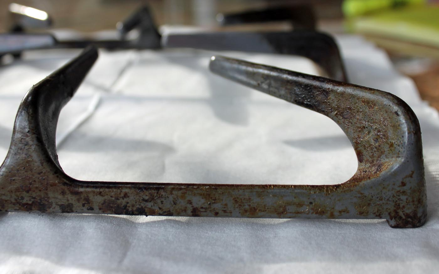 My Great Challenge How to clean your stove grates using ammonia