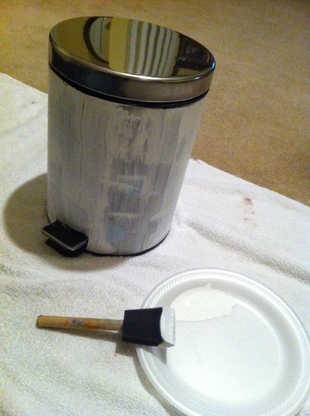 How to Make an R2D2 Trash Can