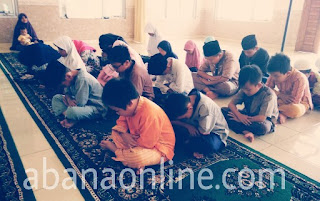 ikrar pelajar di sekolah kuttab al-fatih setingkat SDIT