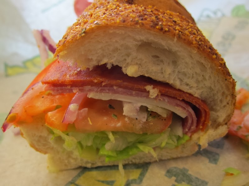 Review Subway New Garlic Bread