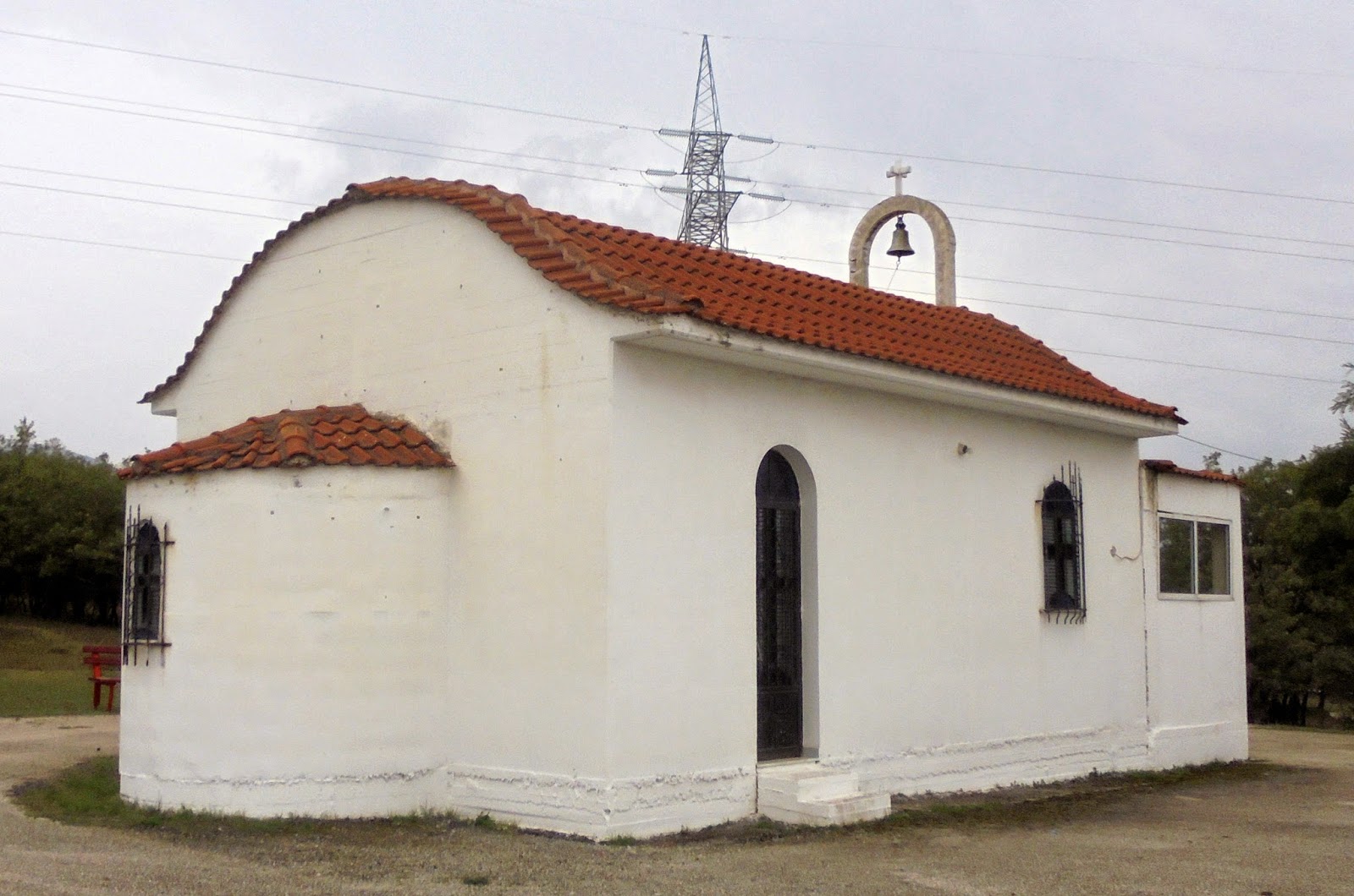 ο ναός του αγίου Παντελεήμονα στο Προάστιο Εορδαίας