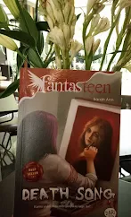 Novel Fantasteen best seller
