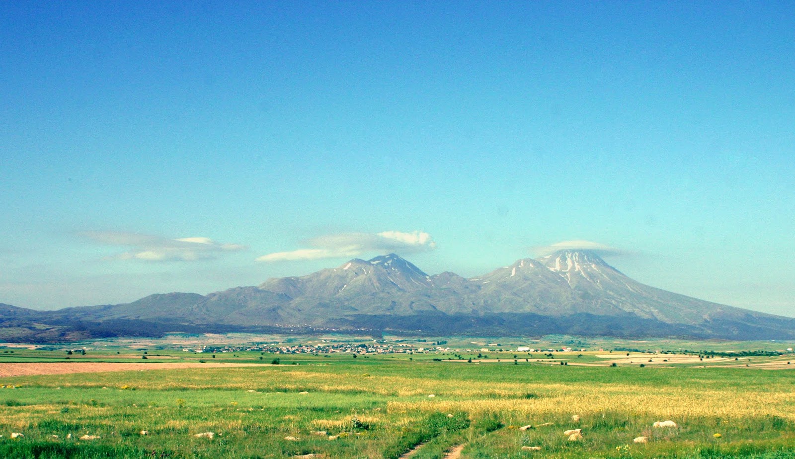 Нураван фото