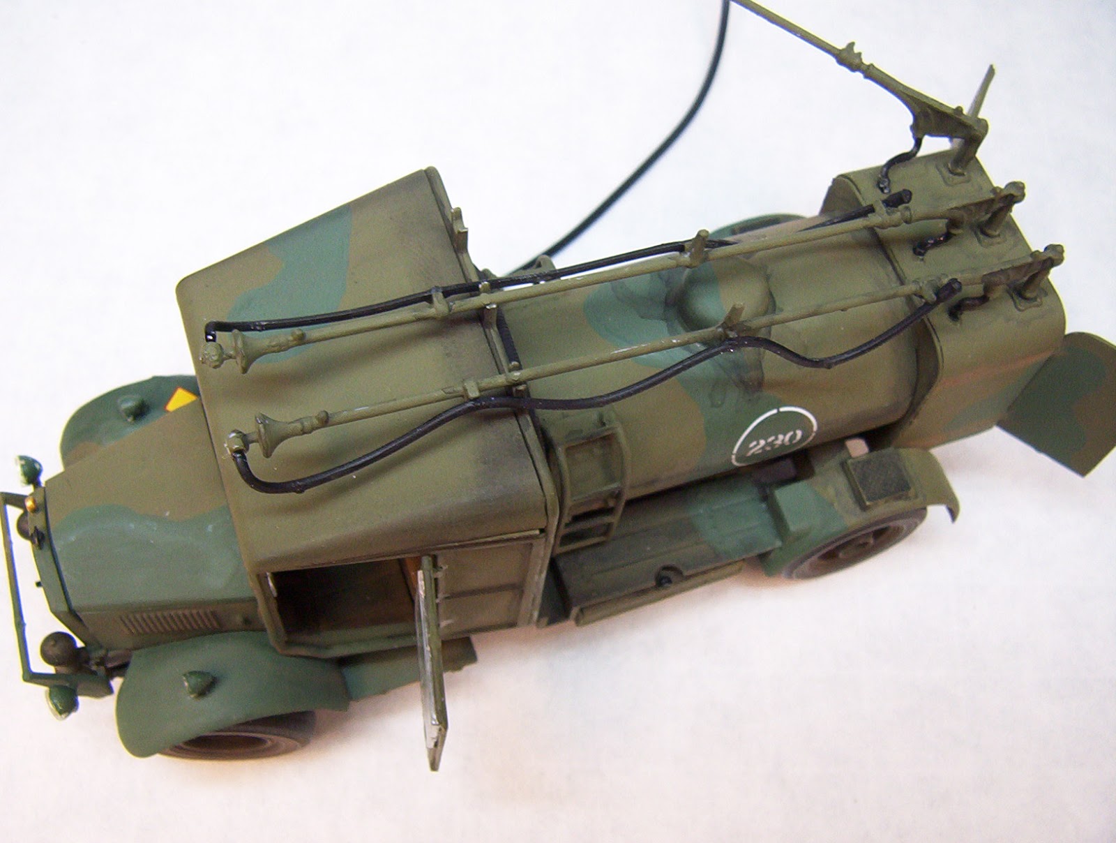 Scale Model Hobby Albion 3Point Fueller 148 scale