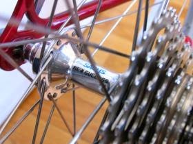 bicycle wheel builder