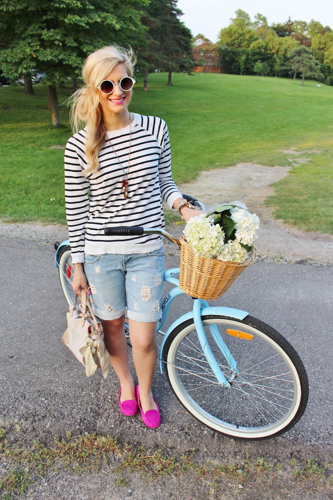 What to Wear on a Bike Ride Date 