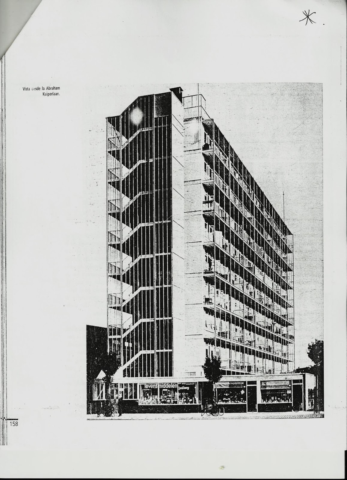 Historia de la Arquitectura Moderna: EDIFICIO BERGPOLDER (1933-34