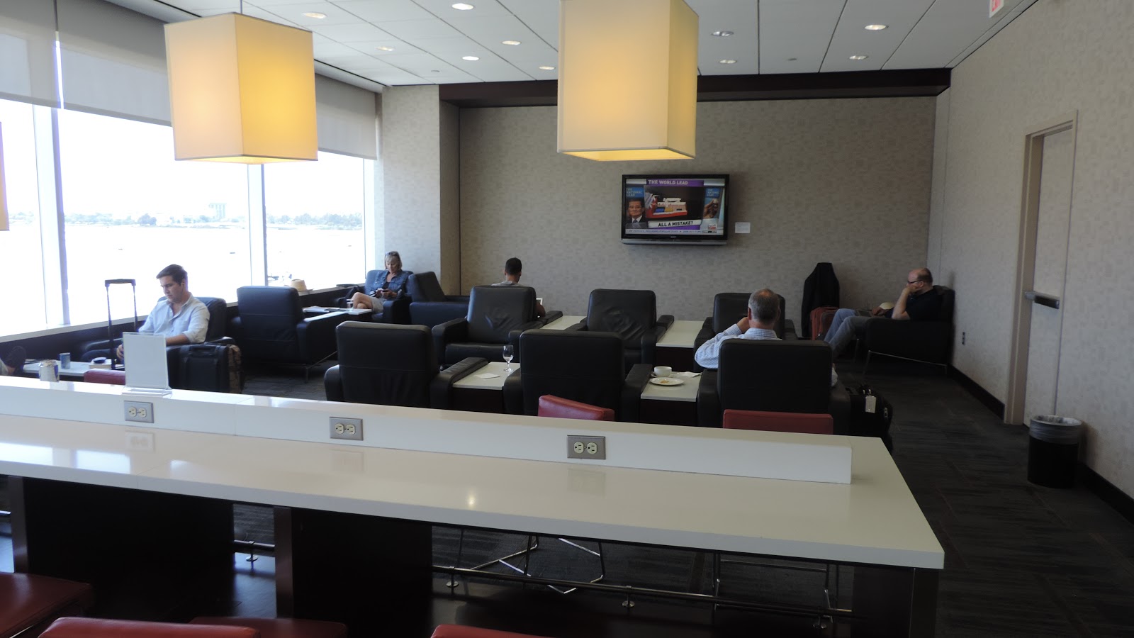 Review Air Canada Maple Leaf Lounge, LAX T2 (LAX)