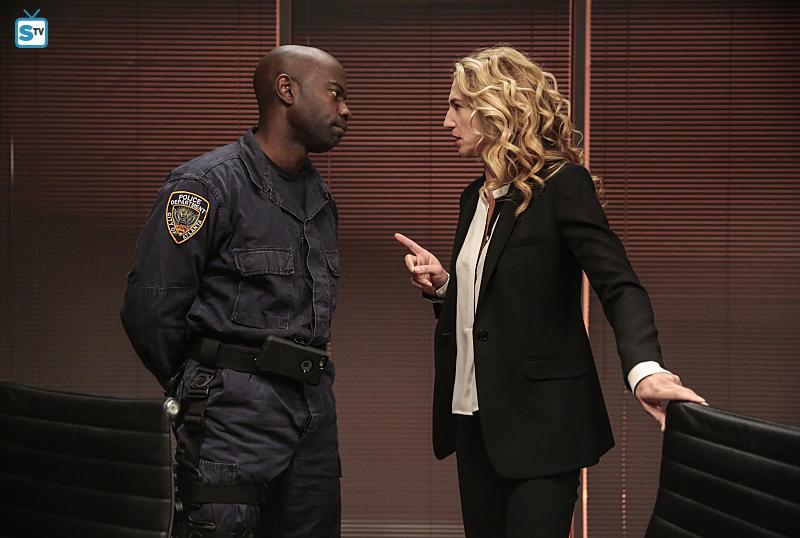 Containment Episode 1.12 Yes Is the Only Living Thing Promos