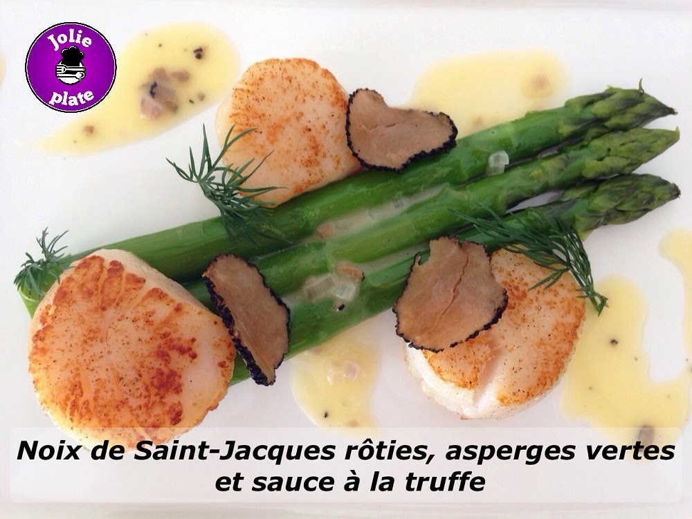 Jolie Plate Noix de SaintJacques rôties, asperges vertes et sauce à