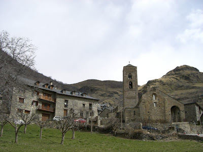 Nativitat de Durro romanesque church in Vall de Boí