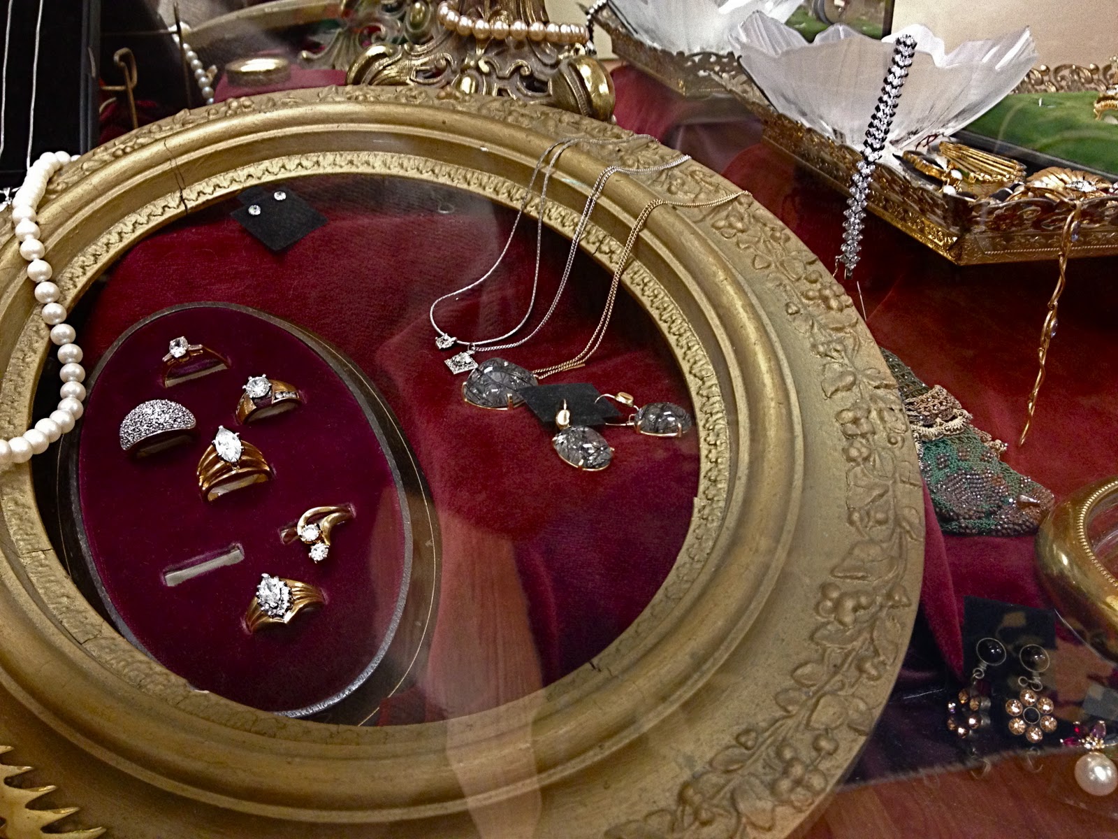 Experienced Goods Home Furnishings