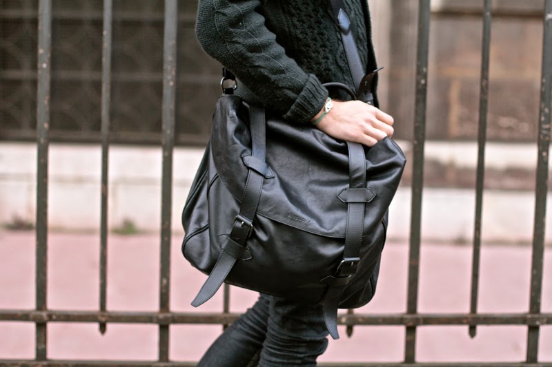 Givenchy Messenger Bag Blog mode homme mensfashion