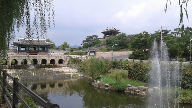 Puerta Buksumun Puerta Buksumun