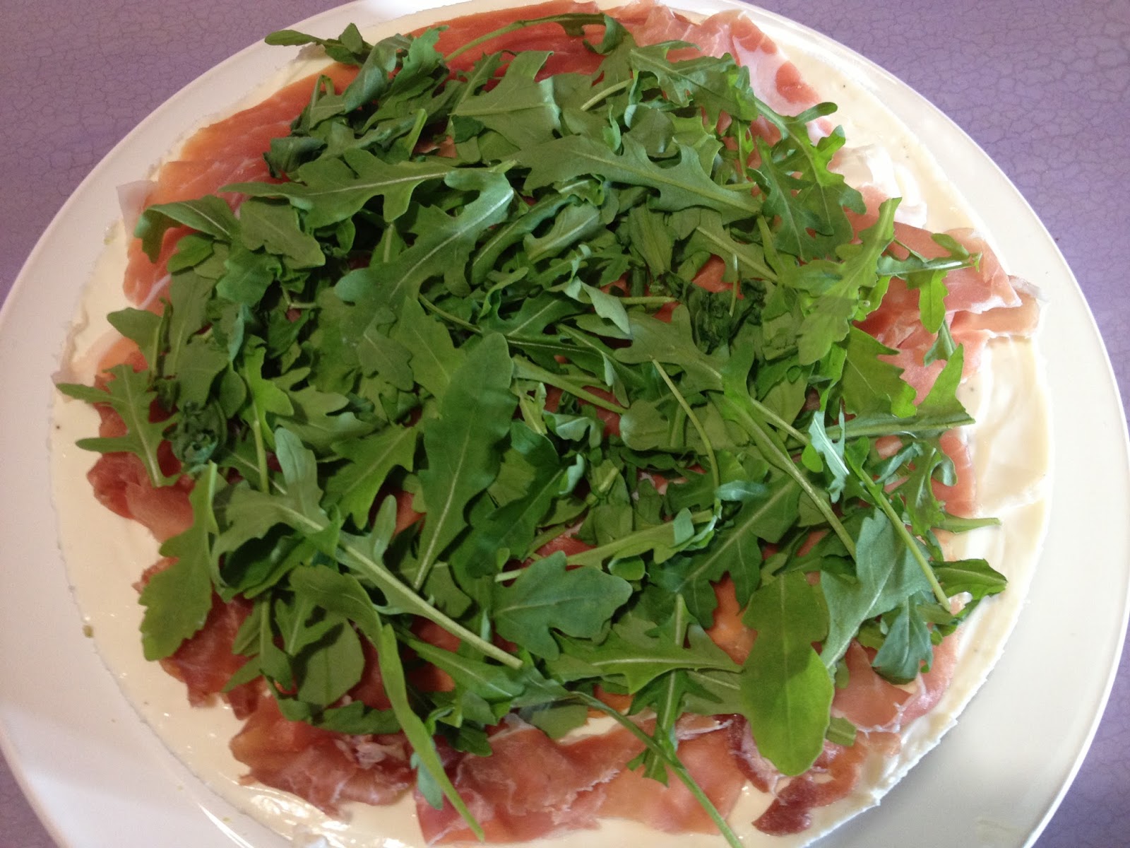 A CASA DI LORY CHEESECAKE STRACCHINO PROSCIUTTO CRUDO E RUCOLA