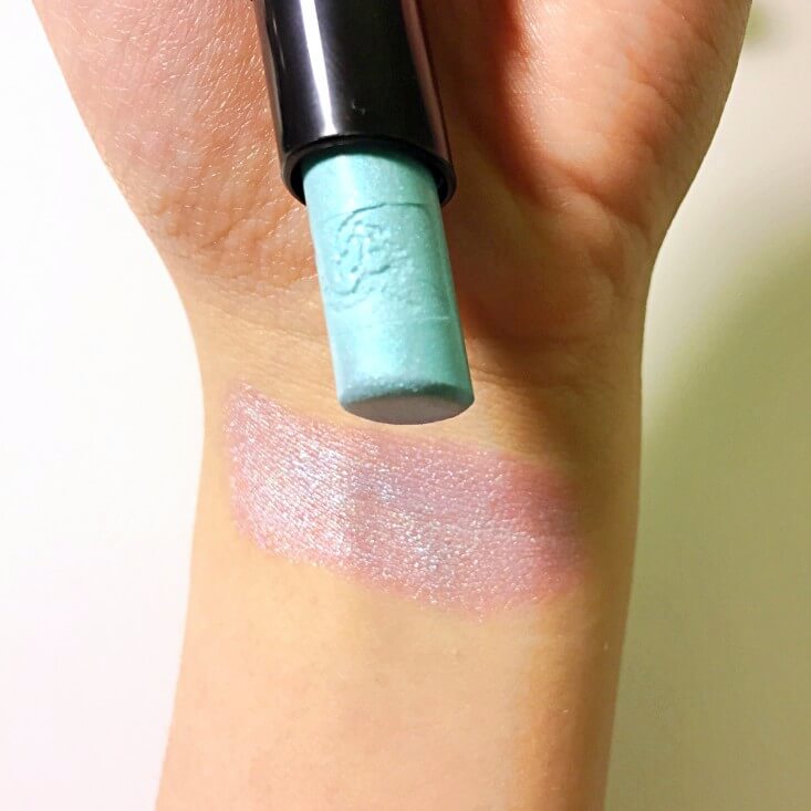 wet n wild Fantasy Makers megalast Prismatic Lipstick Unicorn Soul swatch wet n wild Fantasy Makers megalast Prismatic Lipstick Unicorn Soul swatch