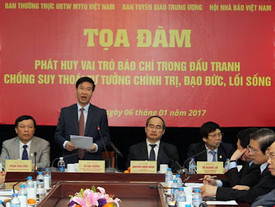Ông Võ Văn Thưởng phát biểu tại buổi Tọa đàm