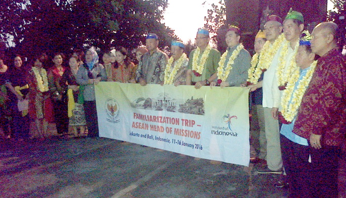 Dubes Asean untuk Myanmar Kunjungi Tanah Lot