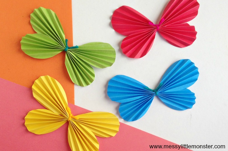 Butterfly paper craft for kids with a free butterfly wing printable template.