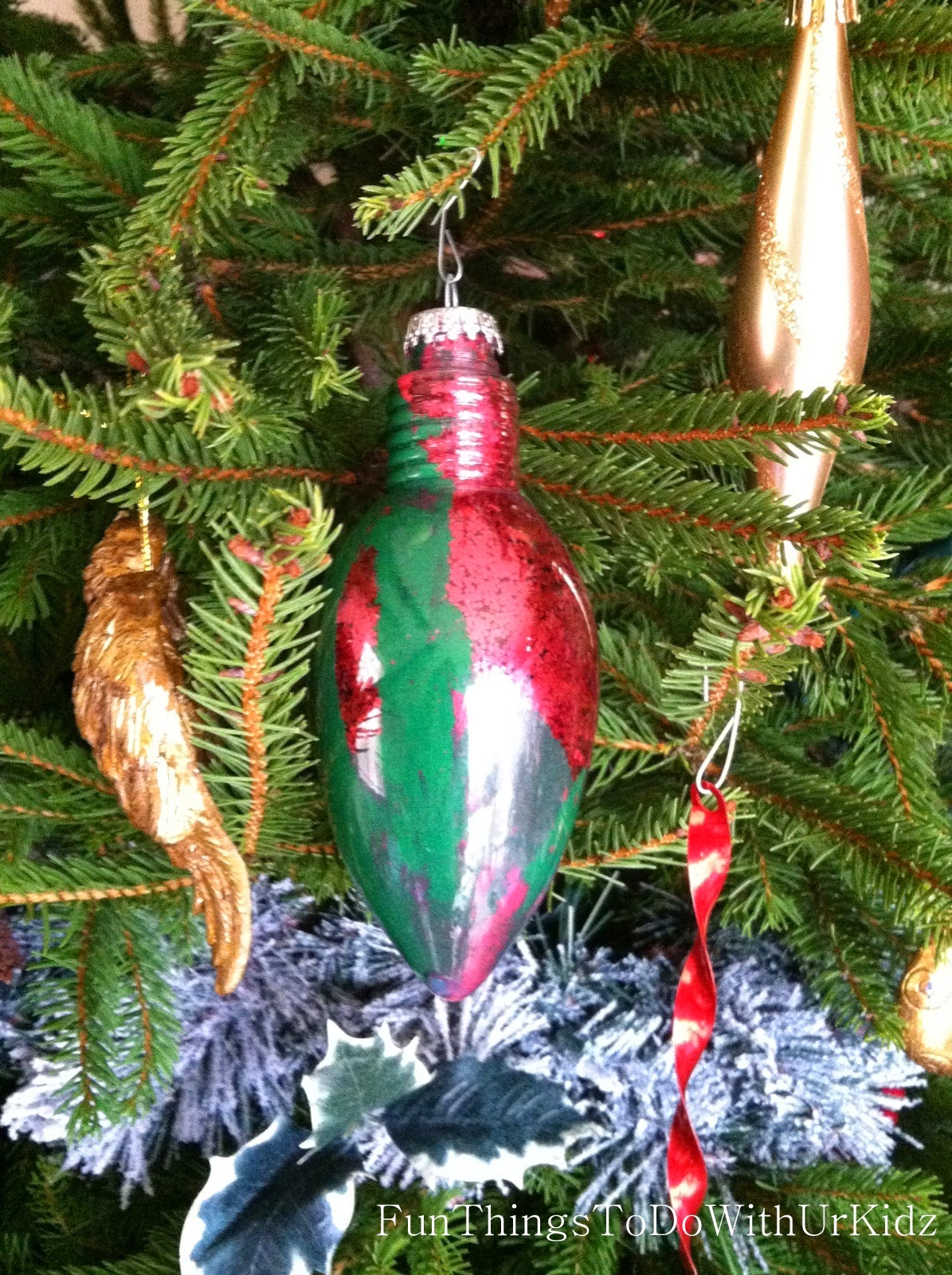 Easy paint filled Christmas ornaments