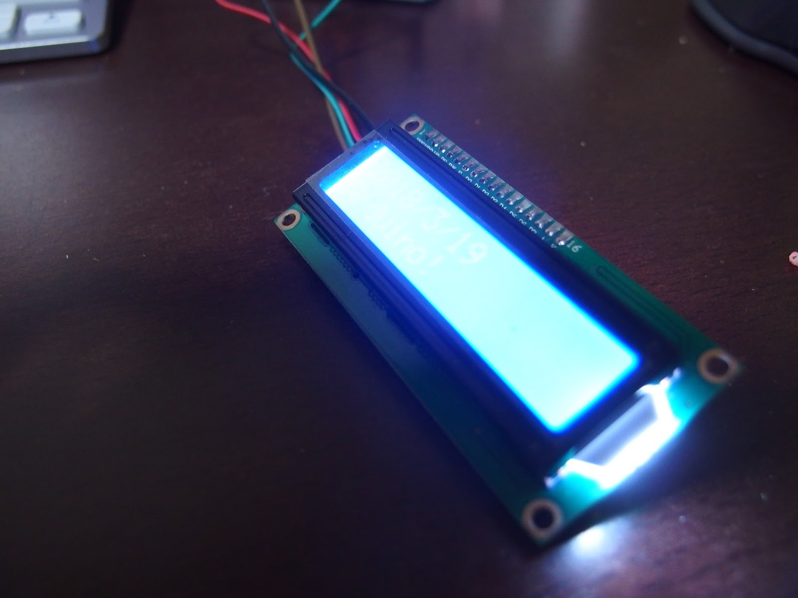 ArduinoでLCDディスプレイをI2Cで使う - 白の玉手箱