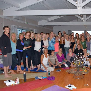 The beautiful group of Yogis on the Shiva Rea retreat