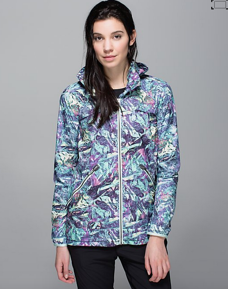 http://www.anrdoezrs.net/links/7680158/type/dlg/http://shop.lululemon.com/products/clothes-accessories/women-outerwear/Miss-Misty-II-Jacket?cc=17369&skuId=3602150&catId=women-outerwear
