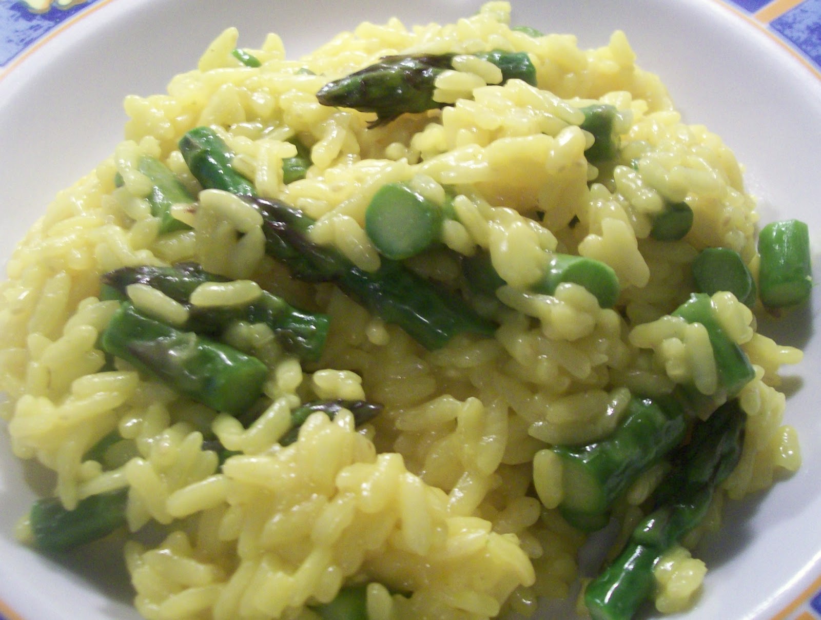 Tuttichef Risotto asparagi e zafferano . . . in dieci minuti.