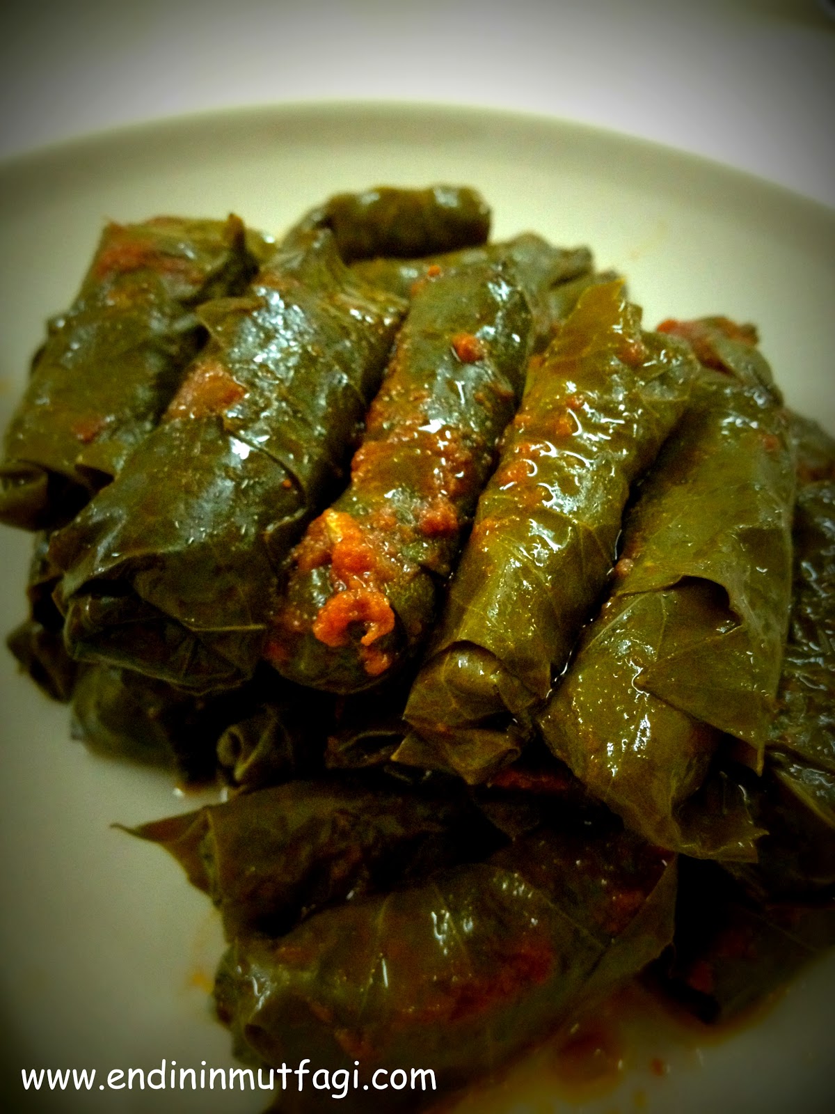 Kıymalı Yaprak Sarma Tarifi Kıymalı Yaprak Sarma Tarifi