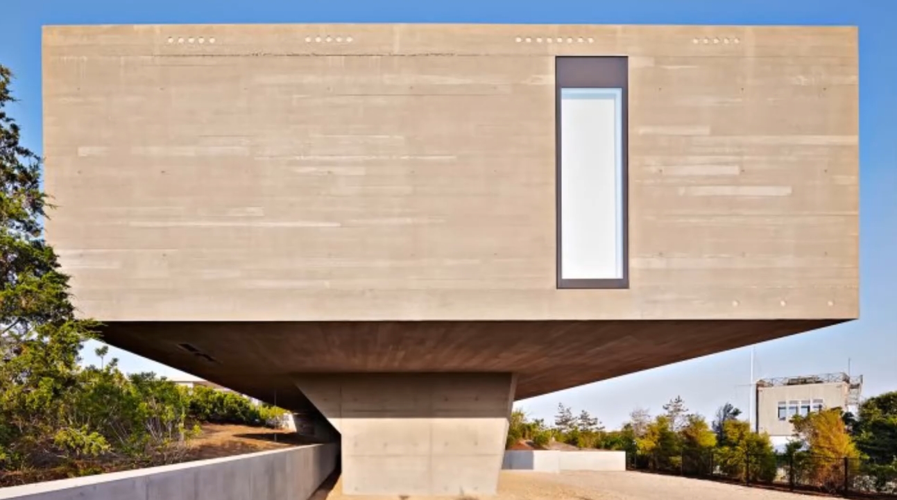 35 Photos vs. Luxury Contemporary Glass Home In New York vs. Interior Design Tour