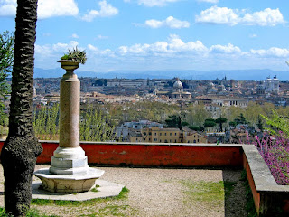 Roma sotto e sopra - Passeggiata storico-culturale del colle del Gianicolo, scendendo in direzione di Trastevere