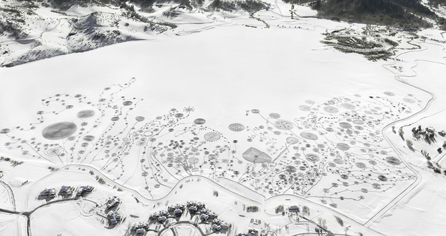 5.) 2013 - Catamount Lake, Colorado. - No These Aren't Crop Circles, Wait Until You See What This Artist Does In The Snow. 5.) 2013 - Catamount Lake, Colorado. - No These Aren't Crop Circles, Wait Until You See What This Artist Does In The Snow.