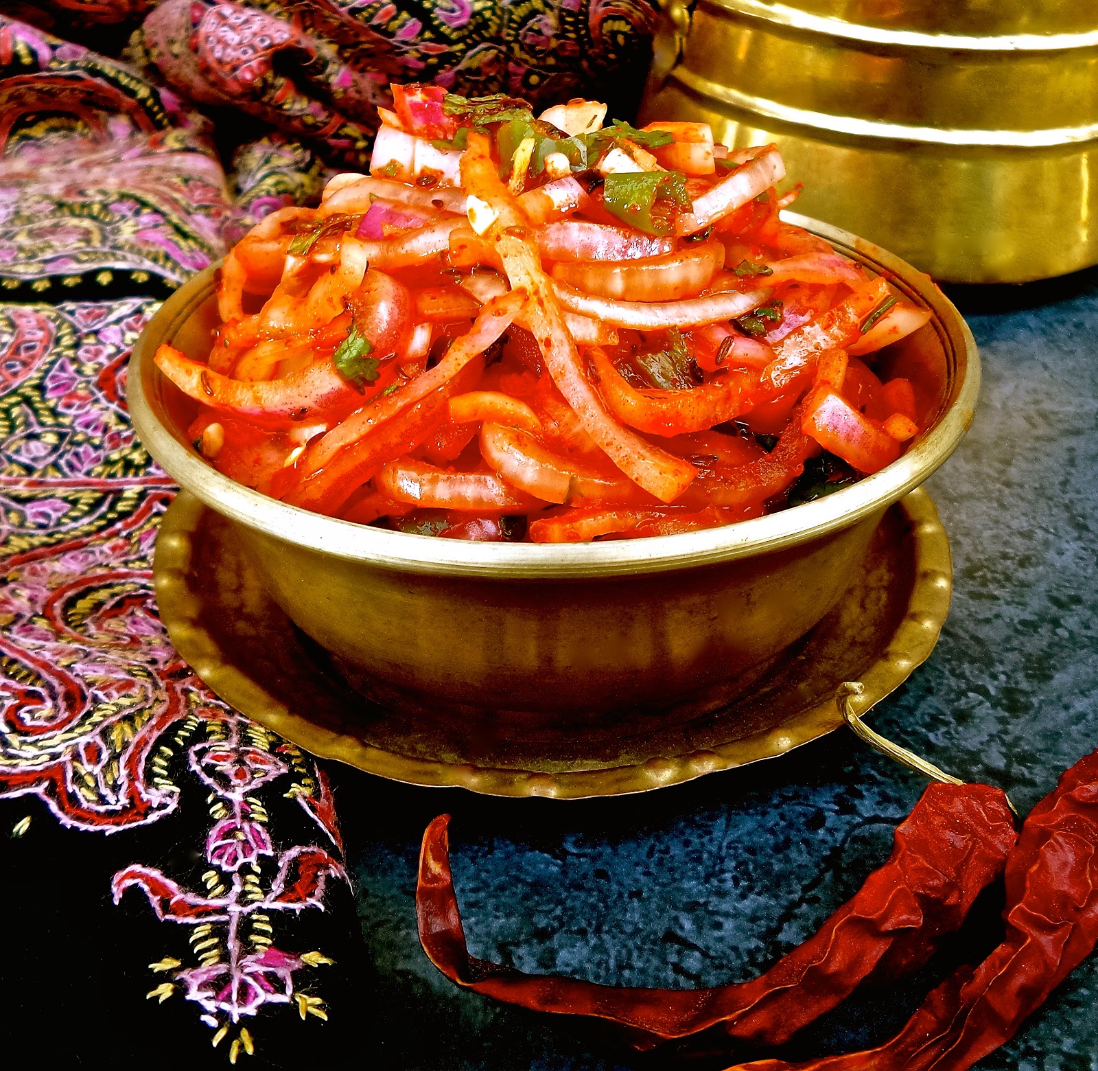 Keep Calm & Curry On Kashmiri Onion Chutney (Ganduh Chetin)