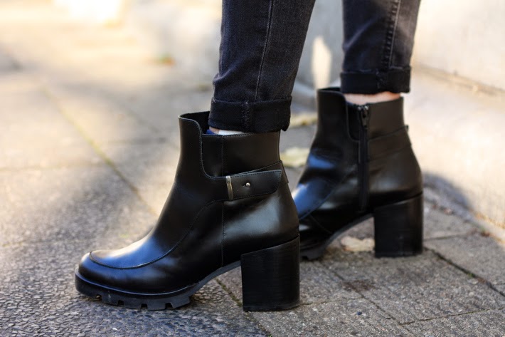 zign platform ankle boots