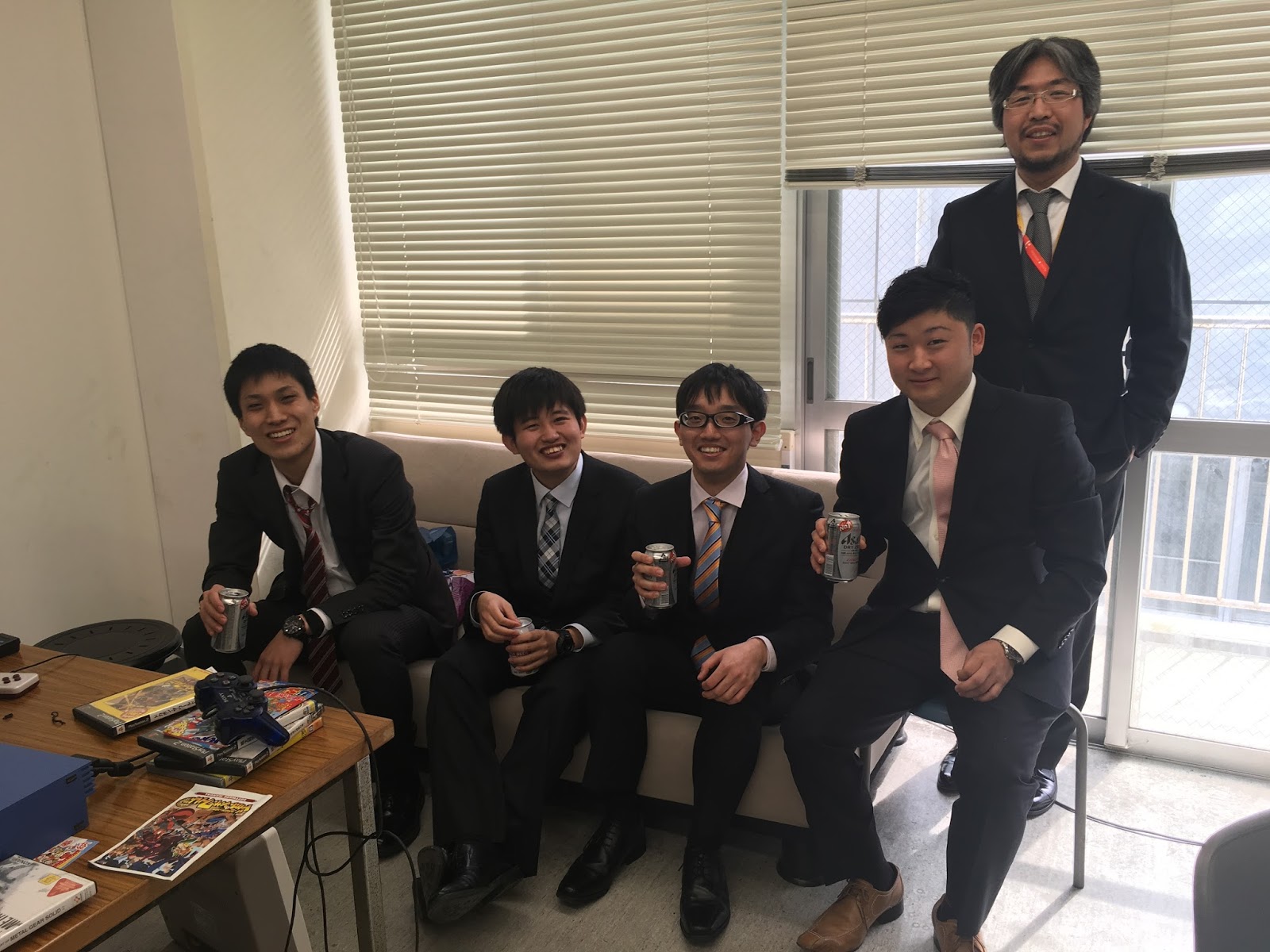 荒川研究室ぶろぐ 荒川研究室第2期生が卒業しました