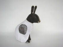 Paulina-Temmes-textile-artist-animal-sweater-peaceful-soft-sculpture
