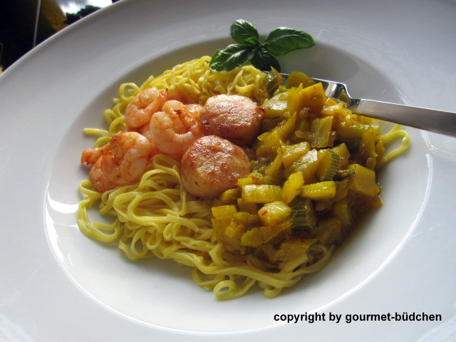 Gourmet-Büdchen: Safrannudeln mit Fenchel in Safran-Anis-Sauce mit ...