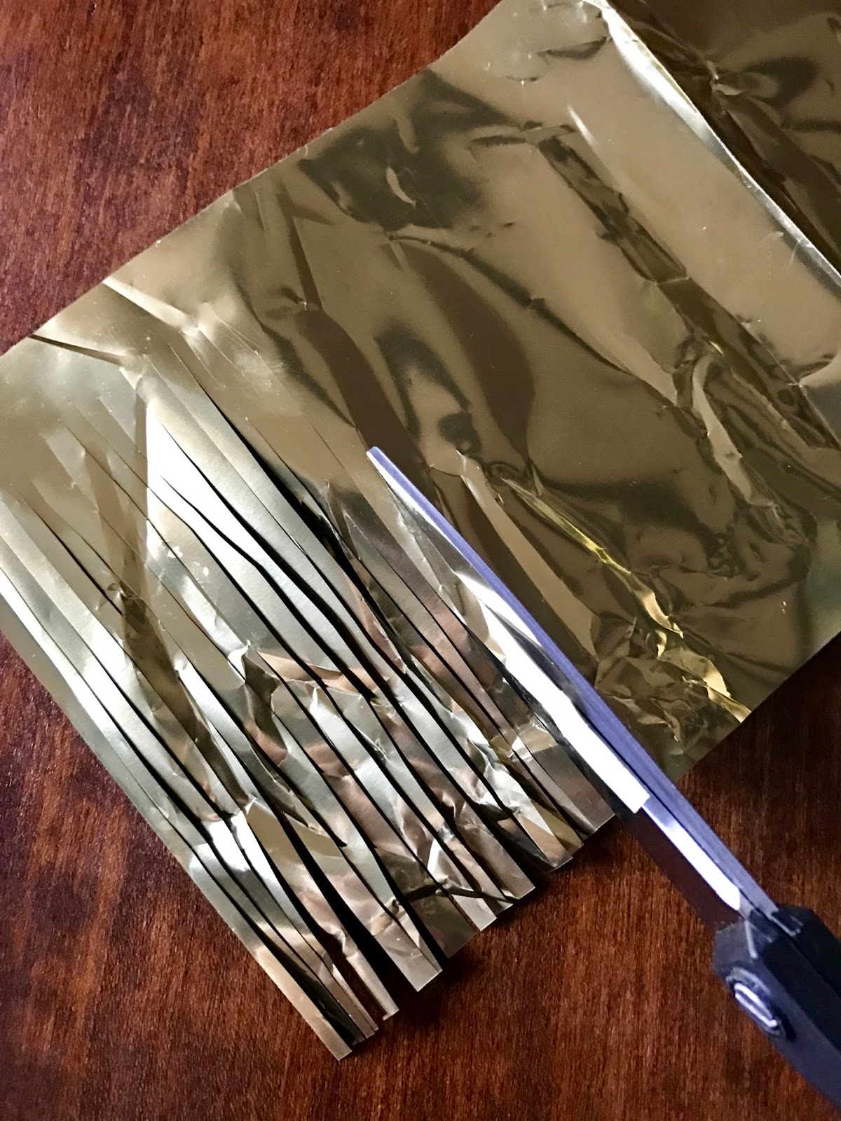 The Glam Cat DIY Magic Wand Cat Toy