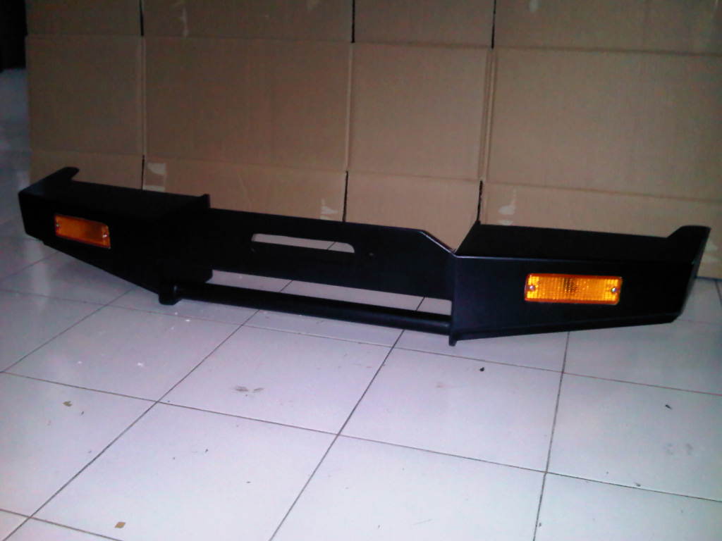 Aksesoris mobil variasi Suzuki Jimny Katana: Bemper depan suzuki jimny