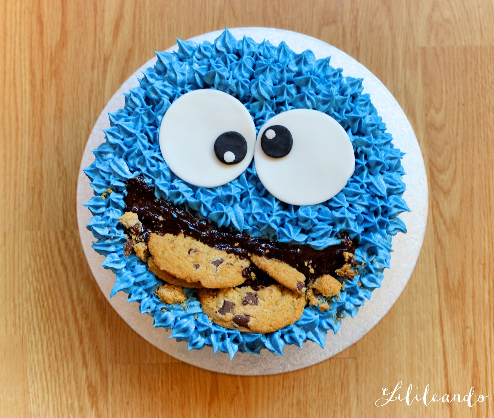 Lilileando TARTA MONSTRUO DE LAS GALLETAS