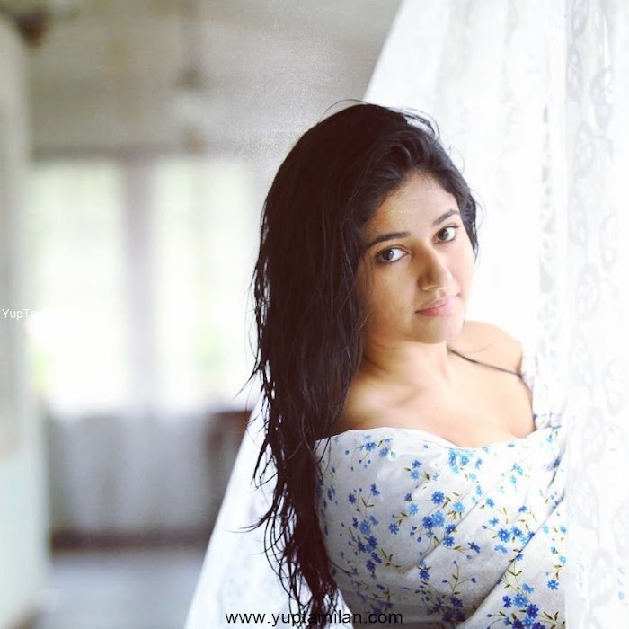 Poonam Bajwa Latest Photos-Instagram Pictures & Photoshoot Images