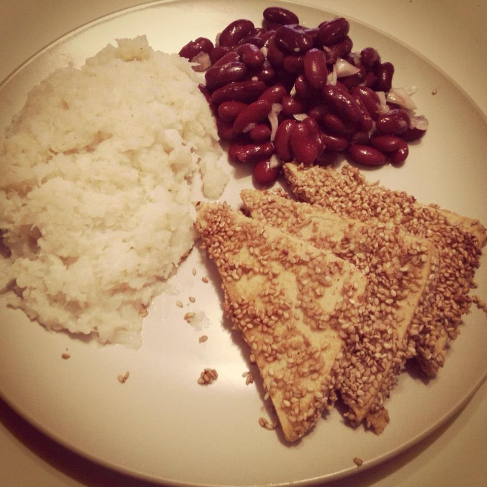 Vegan and Healthy : Tofu Schnitzel in Sesam Panade mit Low Carb ...